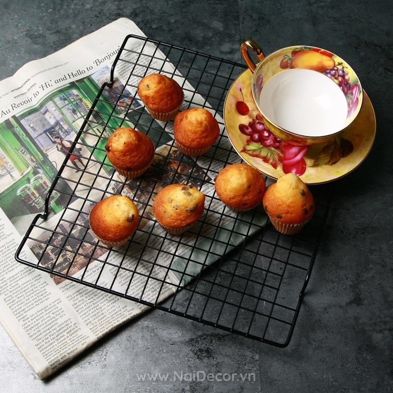 Vi nuong mau den chụp banh ngot