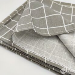 Khan Trai Ban Nhieu Hoa Tiet Detail