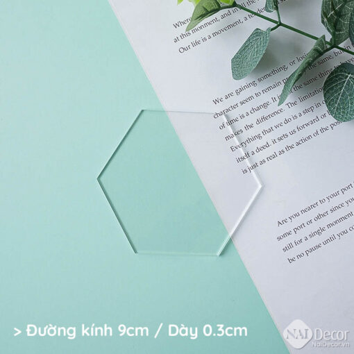 Tam Nhua Acrylic Trong Suot S6