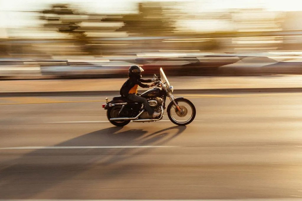 Motion-blur-motorcycle-highway-1024x684-1
